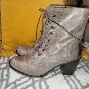 Steve Madden Gray Lace-Up Boots